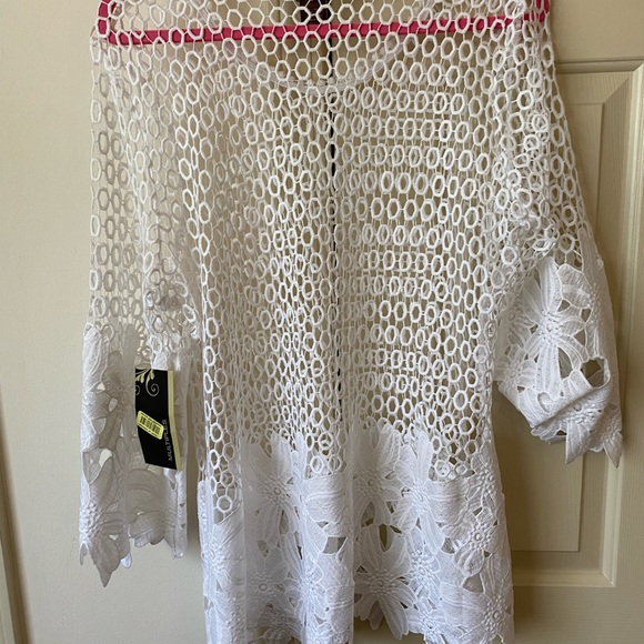 White Lace Crochet Top - Picture 2 of 2